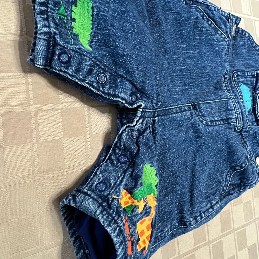 Oshkosh Bgosh Blue Denim Bib Overalls Snaps Lined 0 /3 Months Animals VTG Unisex